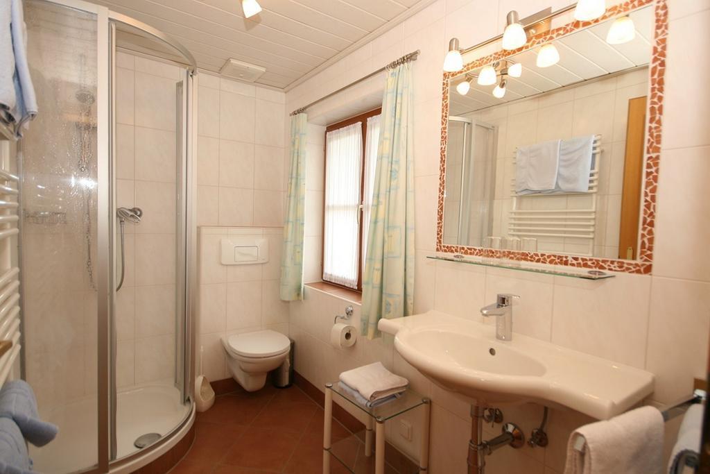 Haus Meissnitzer Haus im Ennstal Szoba fotó